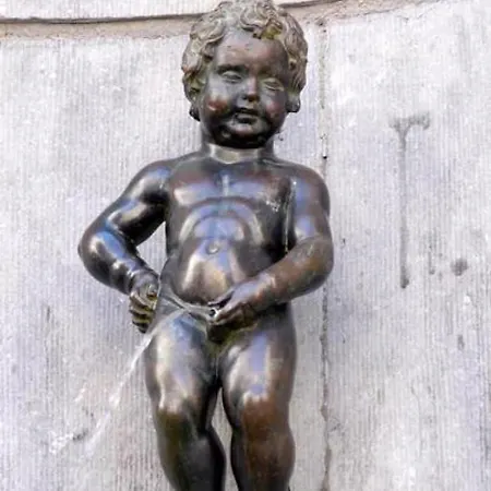 Station 64 A5 Charleroi-airport